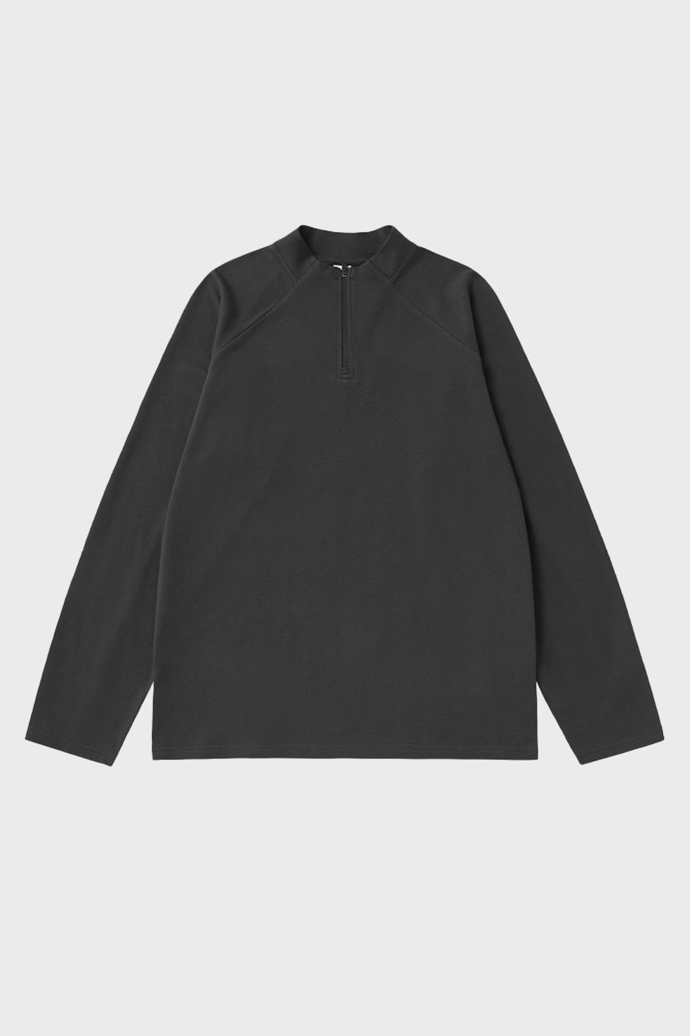 Half-Zip T-Shirt – Warm & Stylish